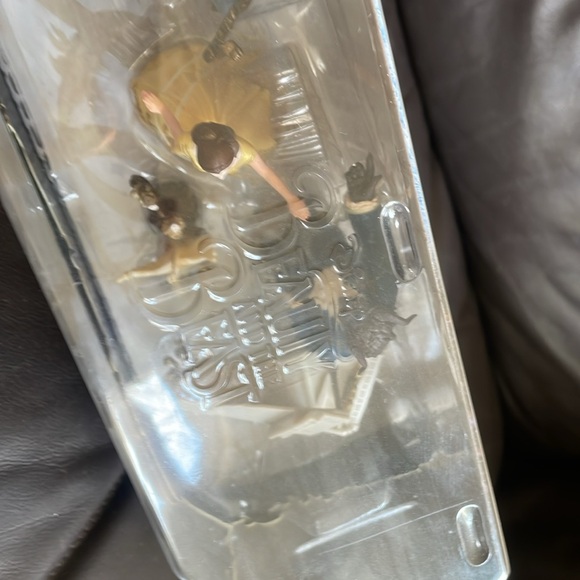 Disney Beauty and the Beast Enchanted Figurine Set - Picture 2 of 3